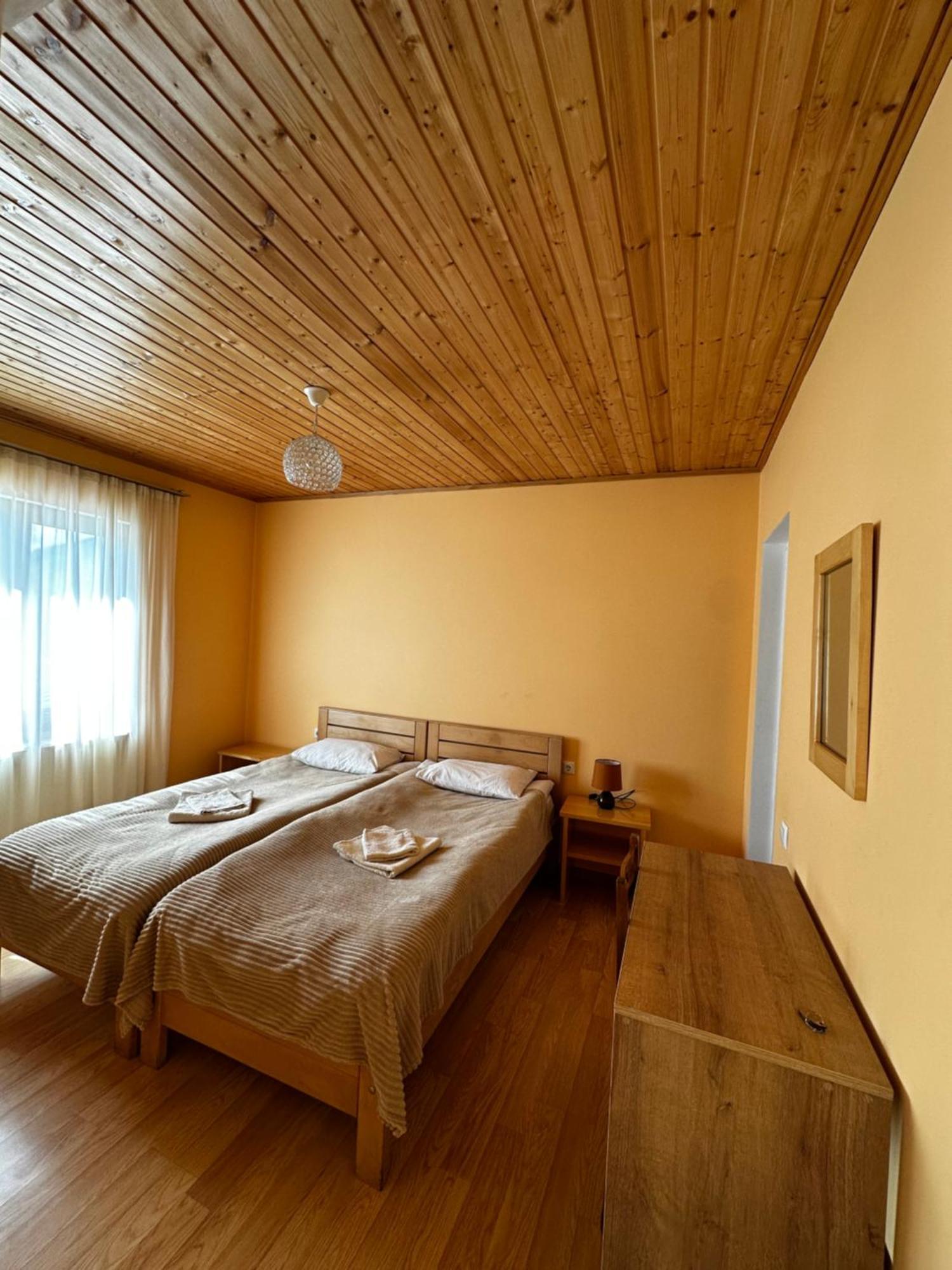Guest House Victor Zhabeshi Exterior photo